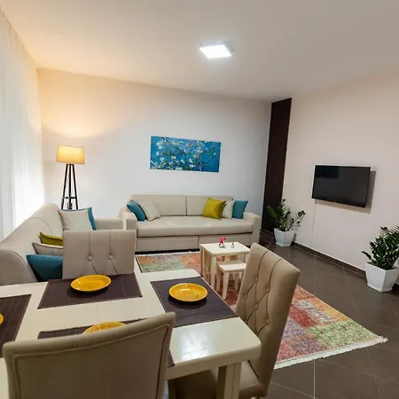 Apartmán Contact Tirana