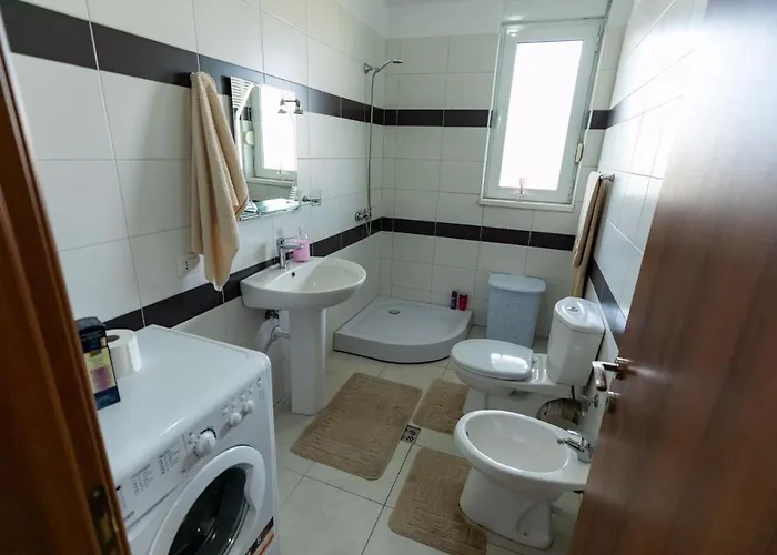 Contact Apartamento Tirana